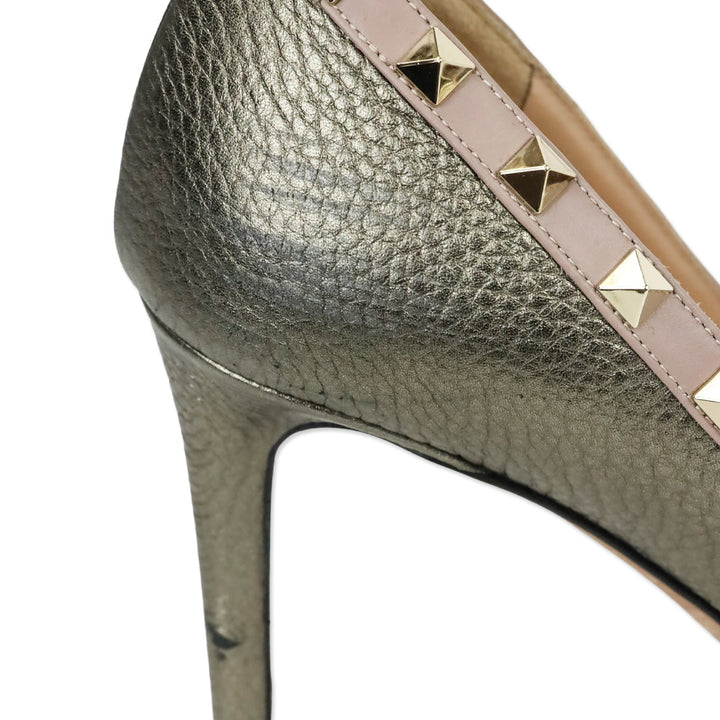 Valentino Garavani Metallic Pewter Grained Leather Rockstud Trim Pump
