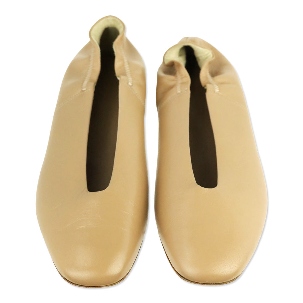 Vince Nude Leather Lorelle Ballet Flats