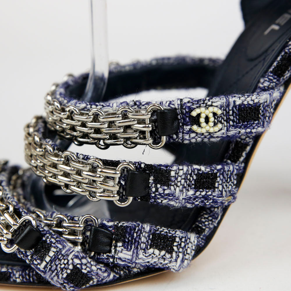 Chanel Blue & White Tweed Chain Link Pumps | DBLTKE Luxury Consignment Boutique