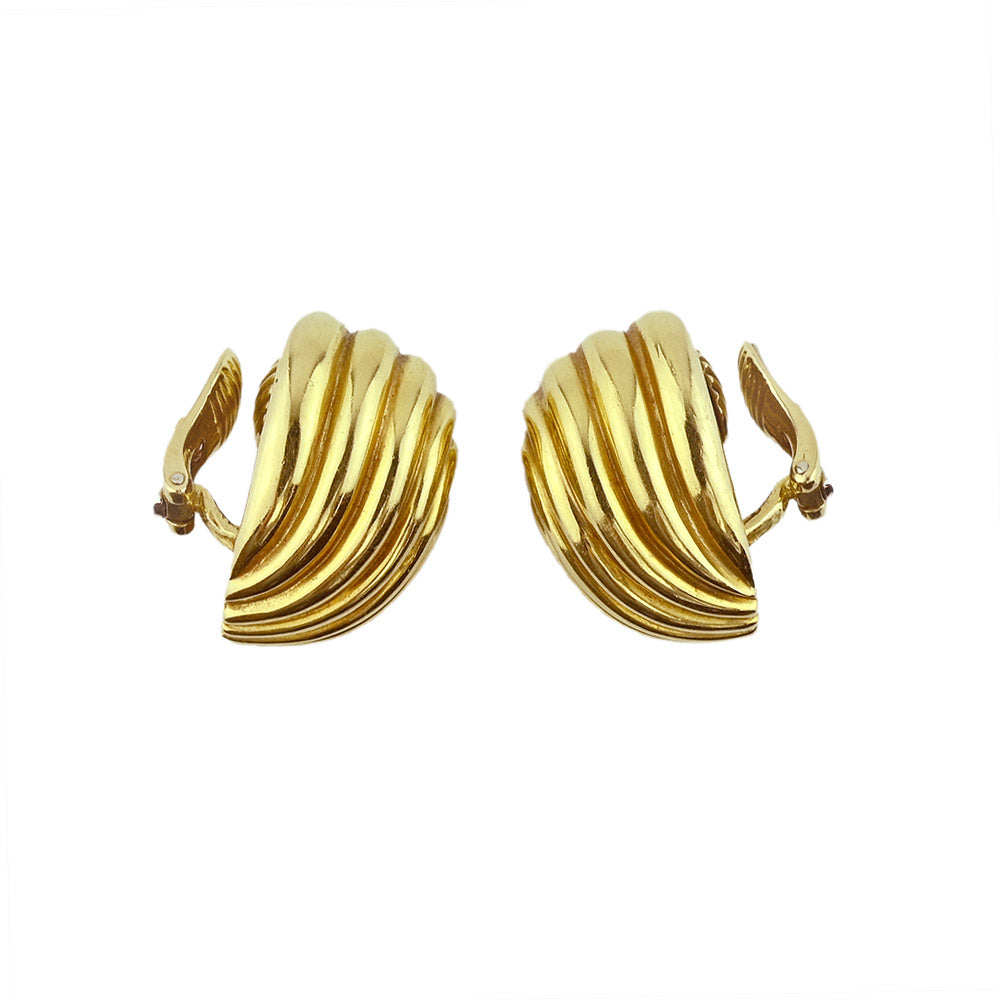 Tiffany & Co. Vintage 18 KT Gold Sculpted Clip On Earrings