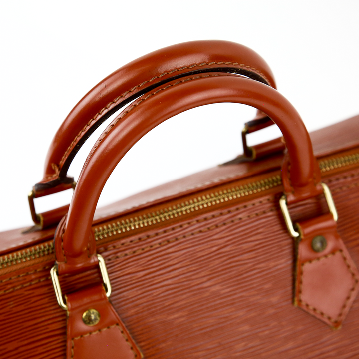 handle view of Louis Vuitton Kenyan Fawn Brown Epi Speedy 30 Handle Bag