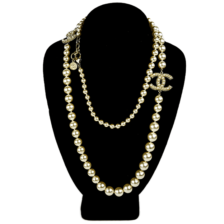 Front view of Chanel Faux Pearl & Gold CC Necklace