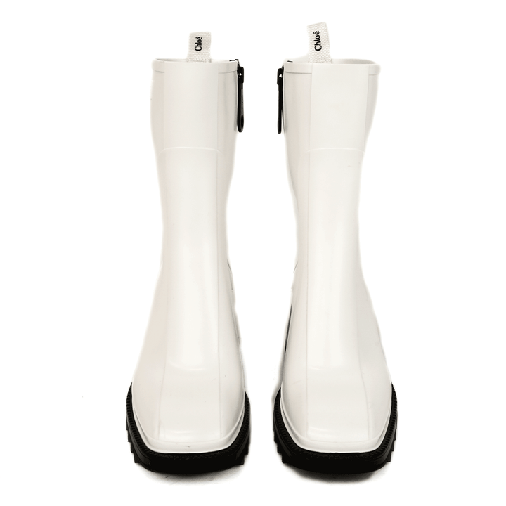 front view of Chloé White Rubber Betty Rain Boots