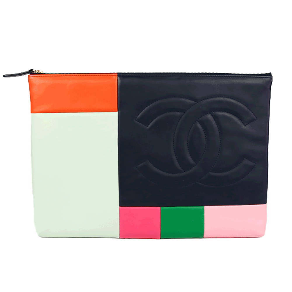 Front view of Chanel 2015 Large Colorblock Leather O Case