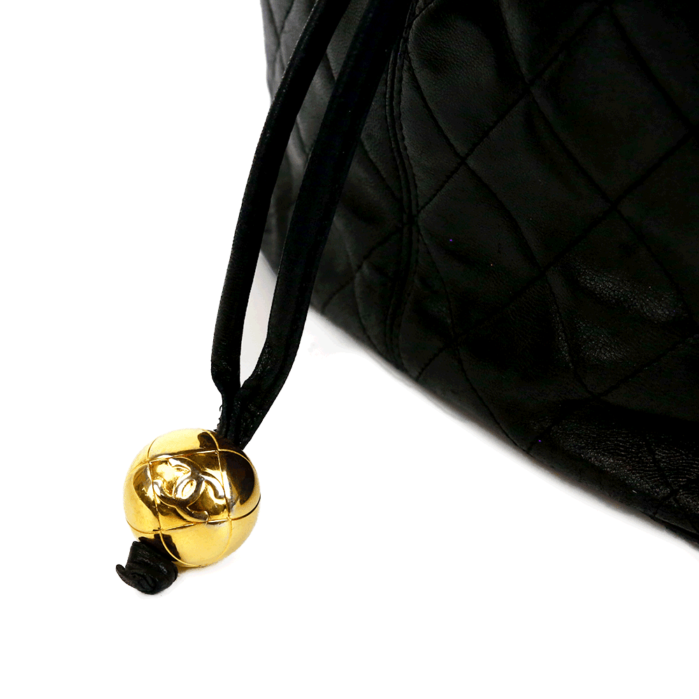 Chanel Vintage Quilted Leather Drawstring Bucket Bag