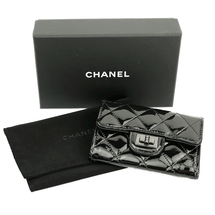 Full set view of Chanel 2.55 Reissue Quilted Black Patent Leather Card Holder