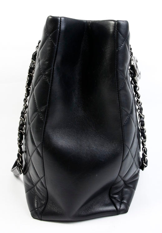 Chanel Black Quilted Lambskin Leather Trendy CC Tote