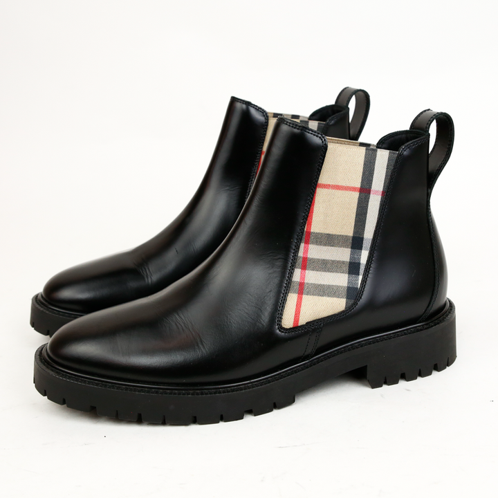 Burberry Black Leather Vintage Check Chelsea Boots